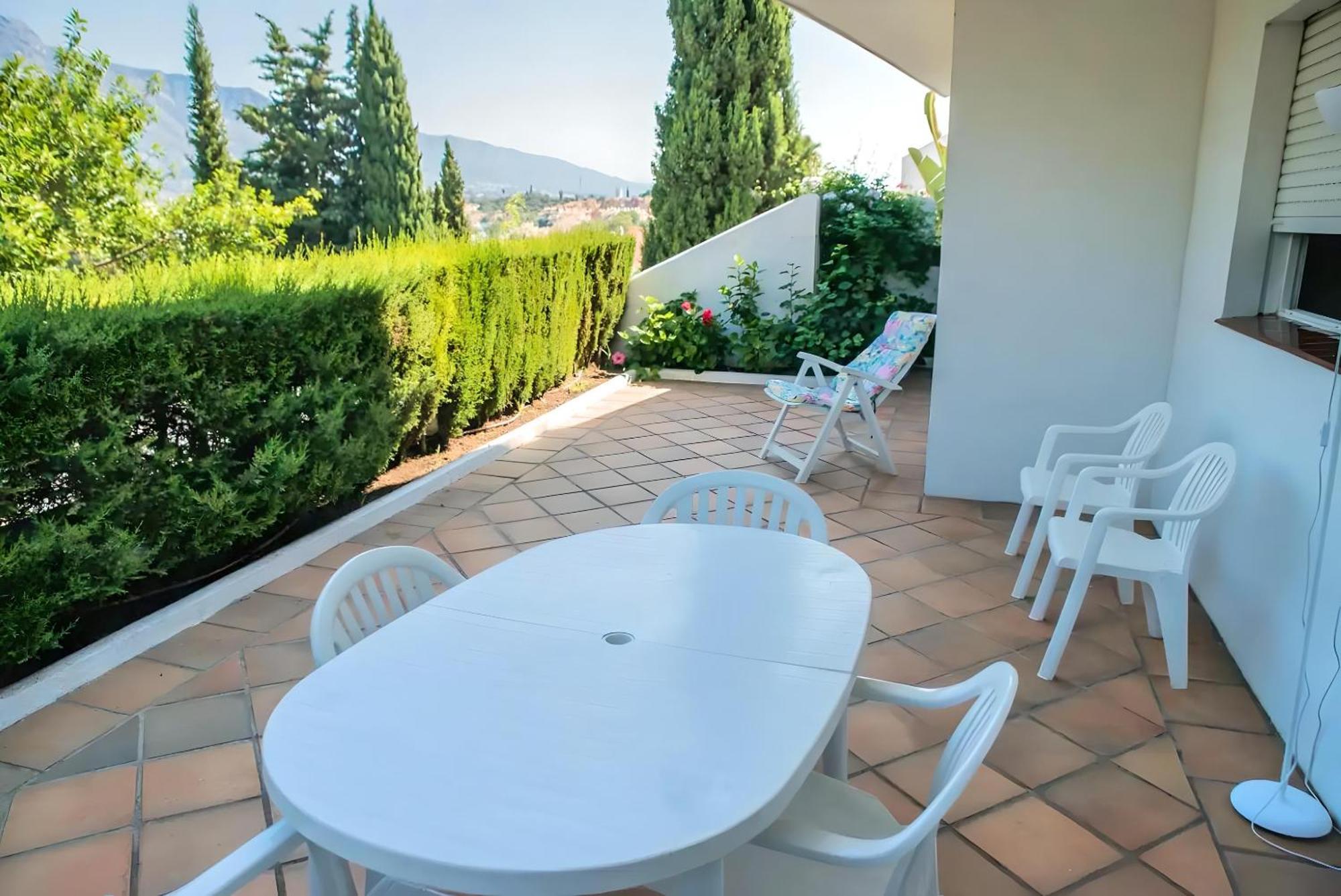 Gorgeous 2Br Apt. W/ Mountain View Puerto Banus Марбелья Екстер'єр фото