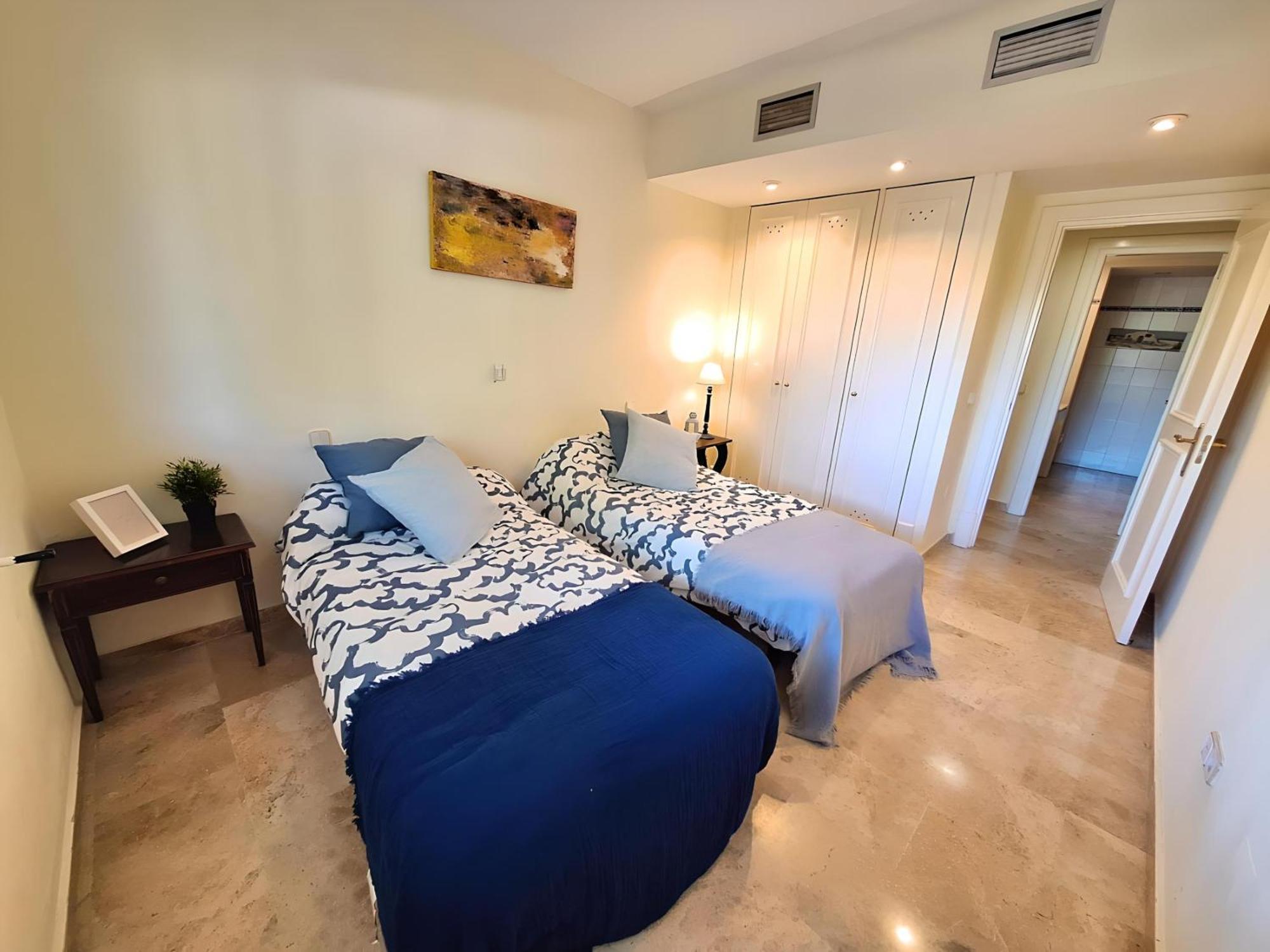 Gorgeous 2Br Apt. W/ Mountain View Puerto Banus Марбелья Екстер'єр фото