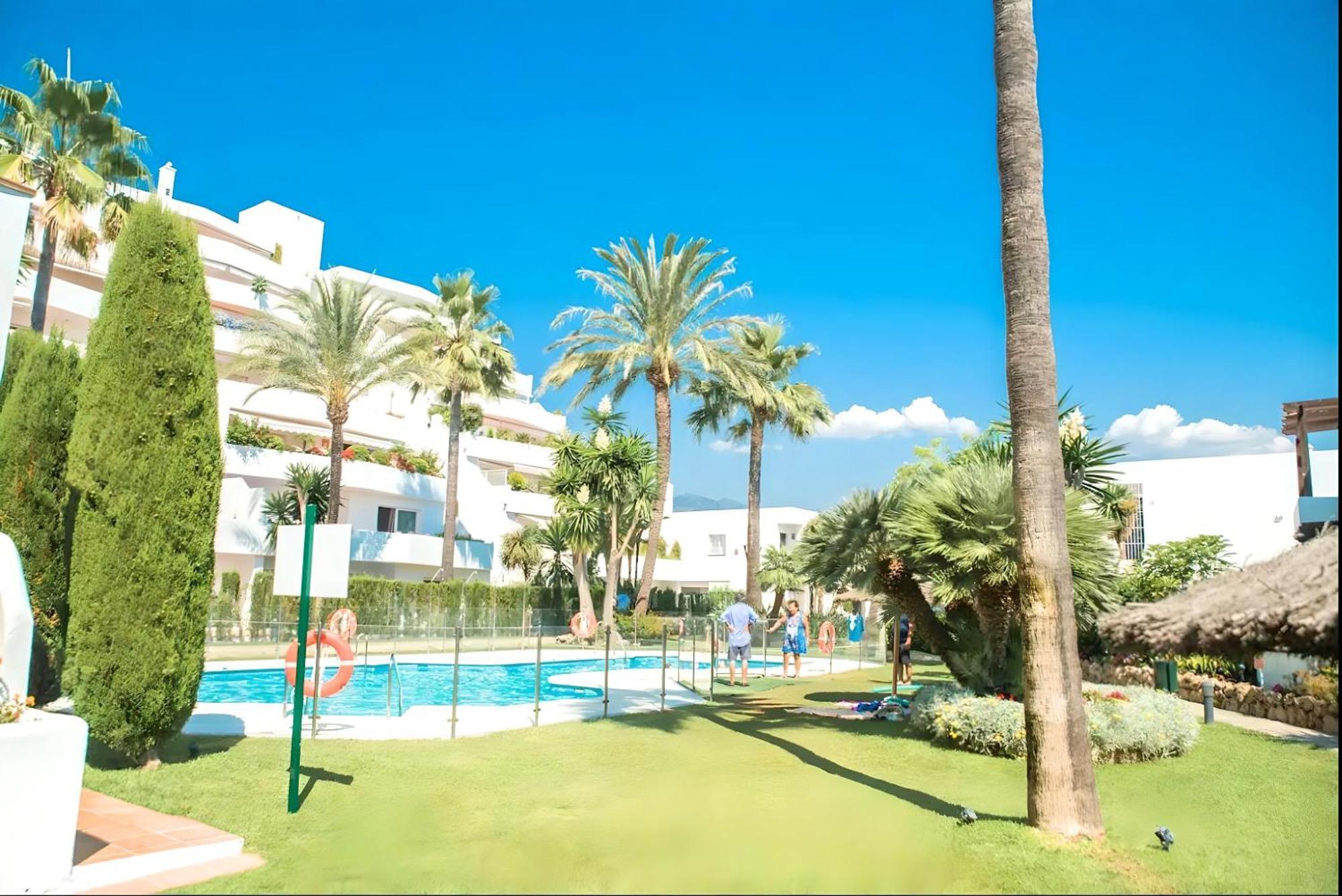 Gorgeous 2Br Apt. W/ Mountain View Puerto Banus Марбелья Екстер'єр фото